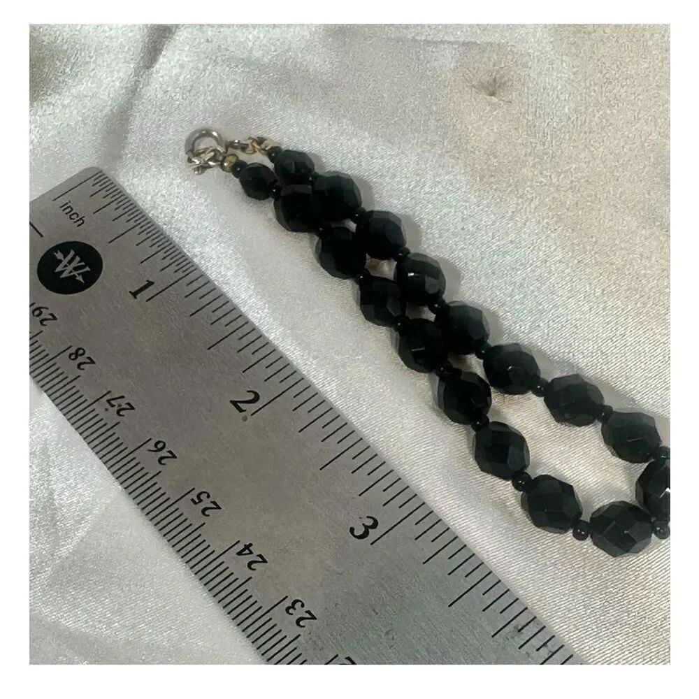 Black beaded bracelet - Picture 4 of 7